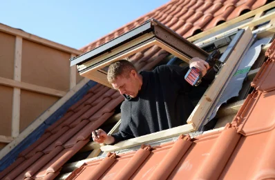 Pose de fenêtres de toit Velux à Sivignon